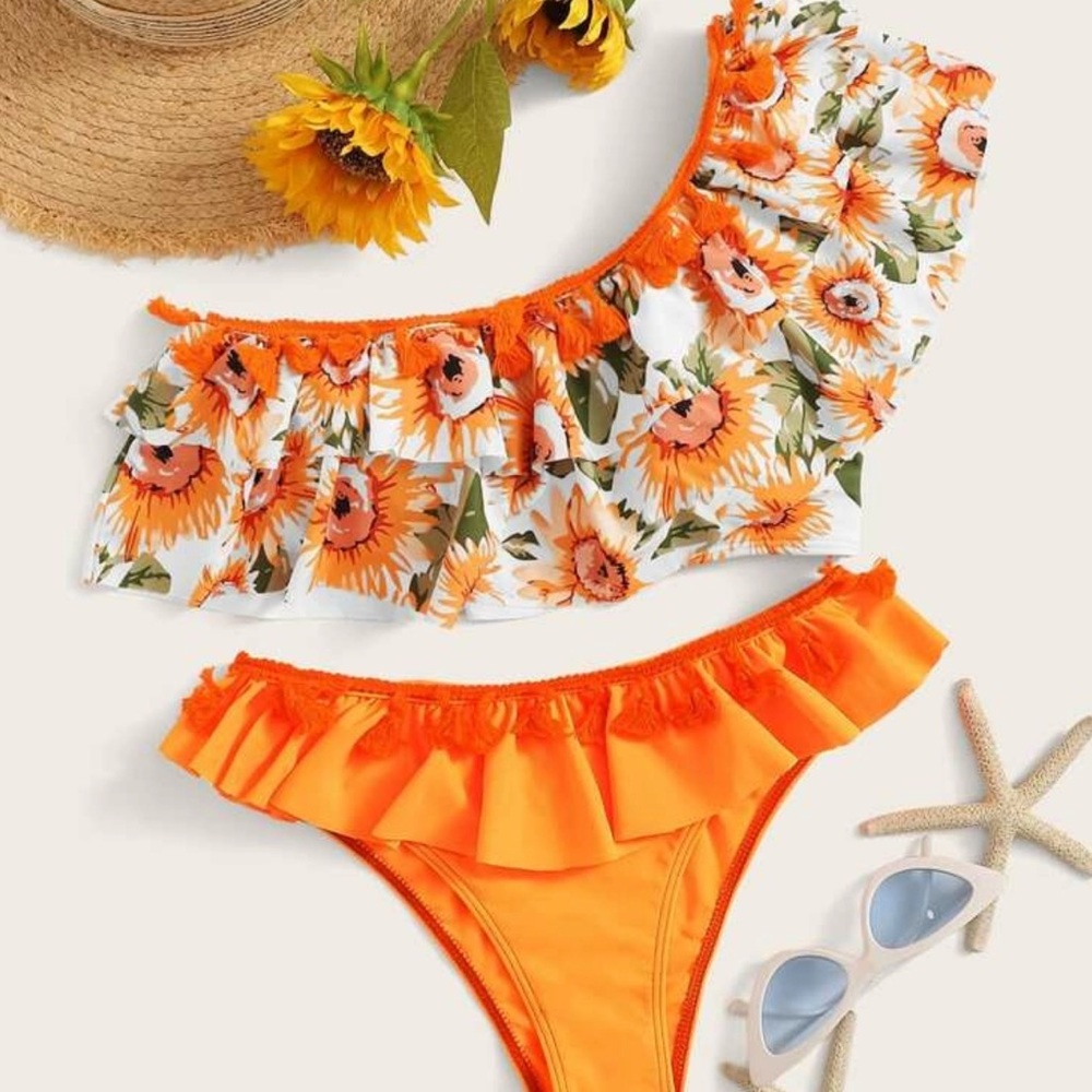 SHEIN Sunflower Swimsuit top